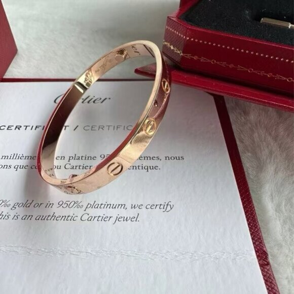 ✅Cartier Love Bracelet Rose Gold  Size 18 - Picture 6 of 6